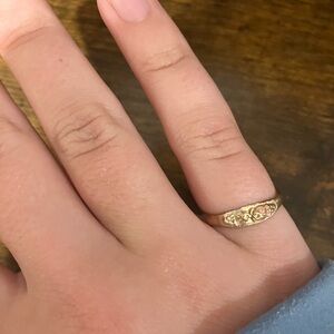 Vintage rose gold ring!